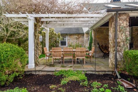 58 Woodchuck Lane Ridgefield CT 06877