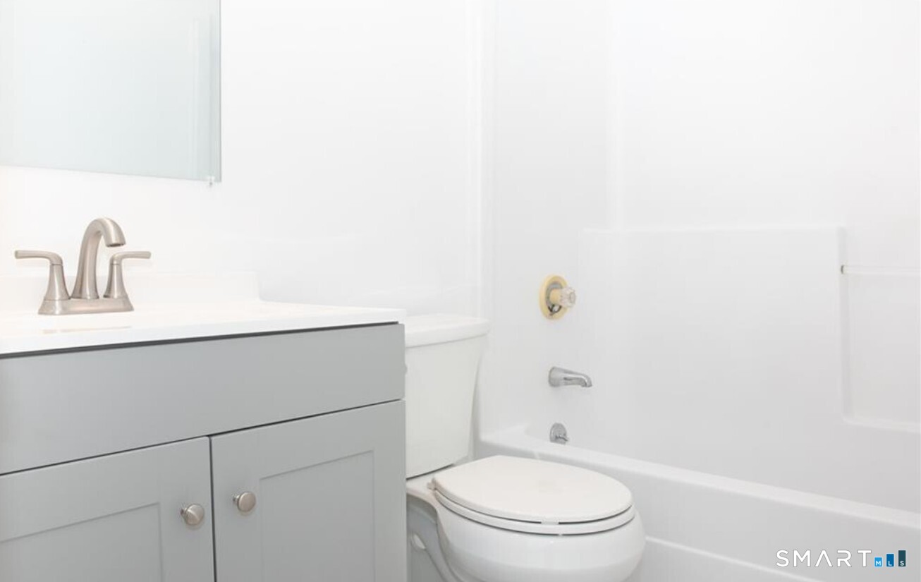 211 Windgate Circle Monroe CT 06468