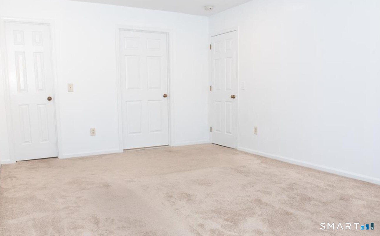 211 Windgate Circle Monroe CT 06468