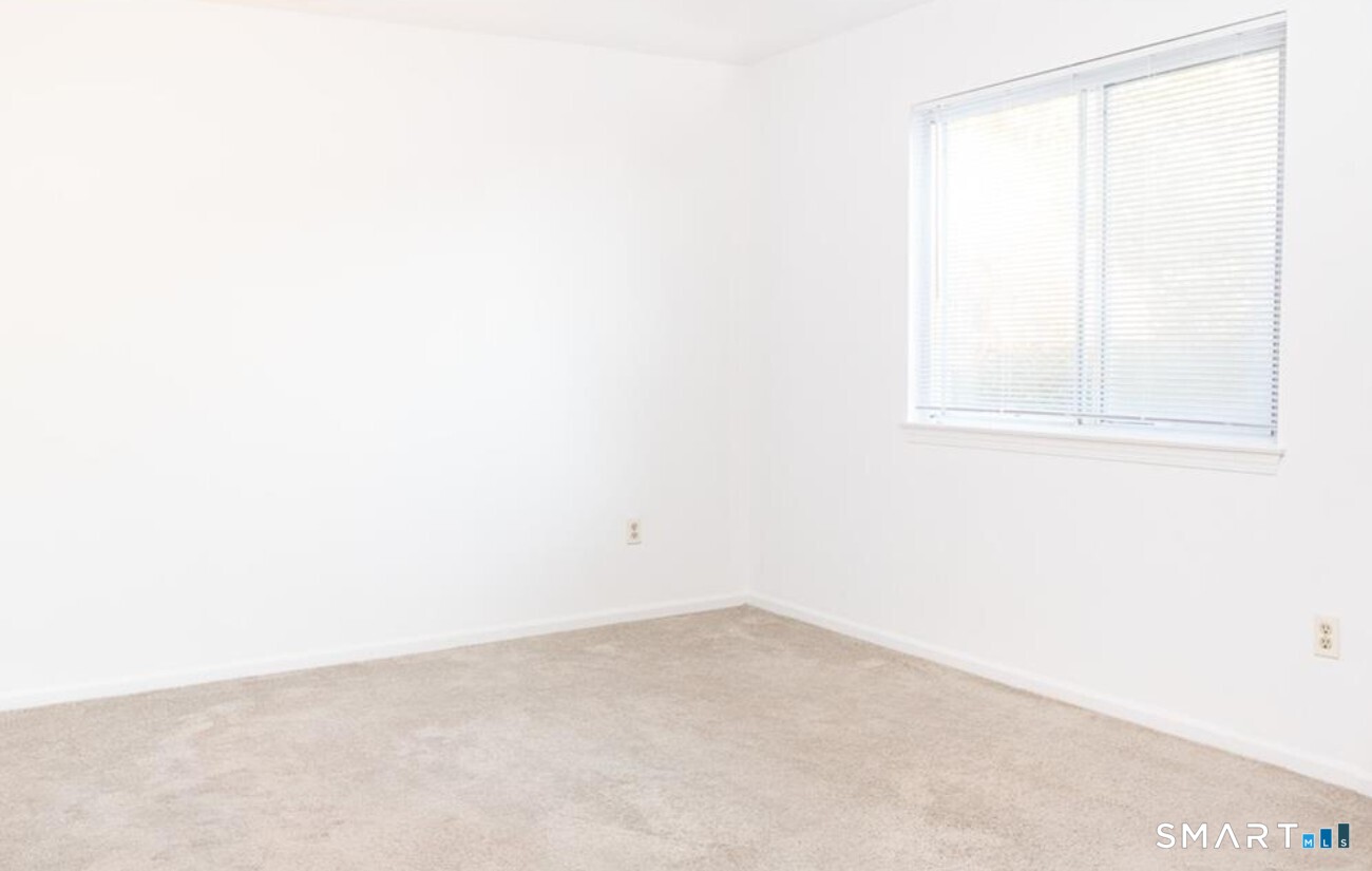 211 Windgate Circle Monroe CT 06468