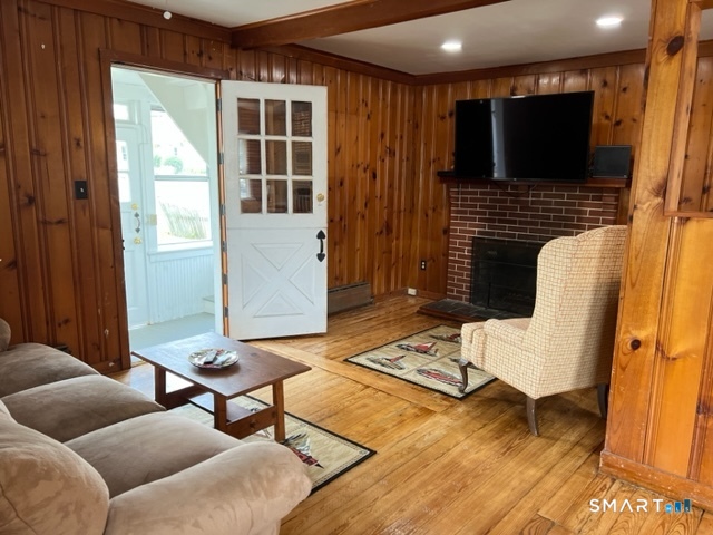 243 Harbor Street Branford CT 06405