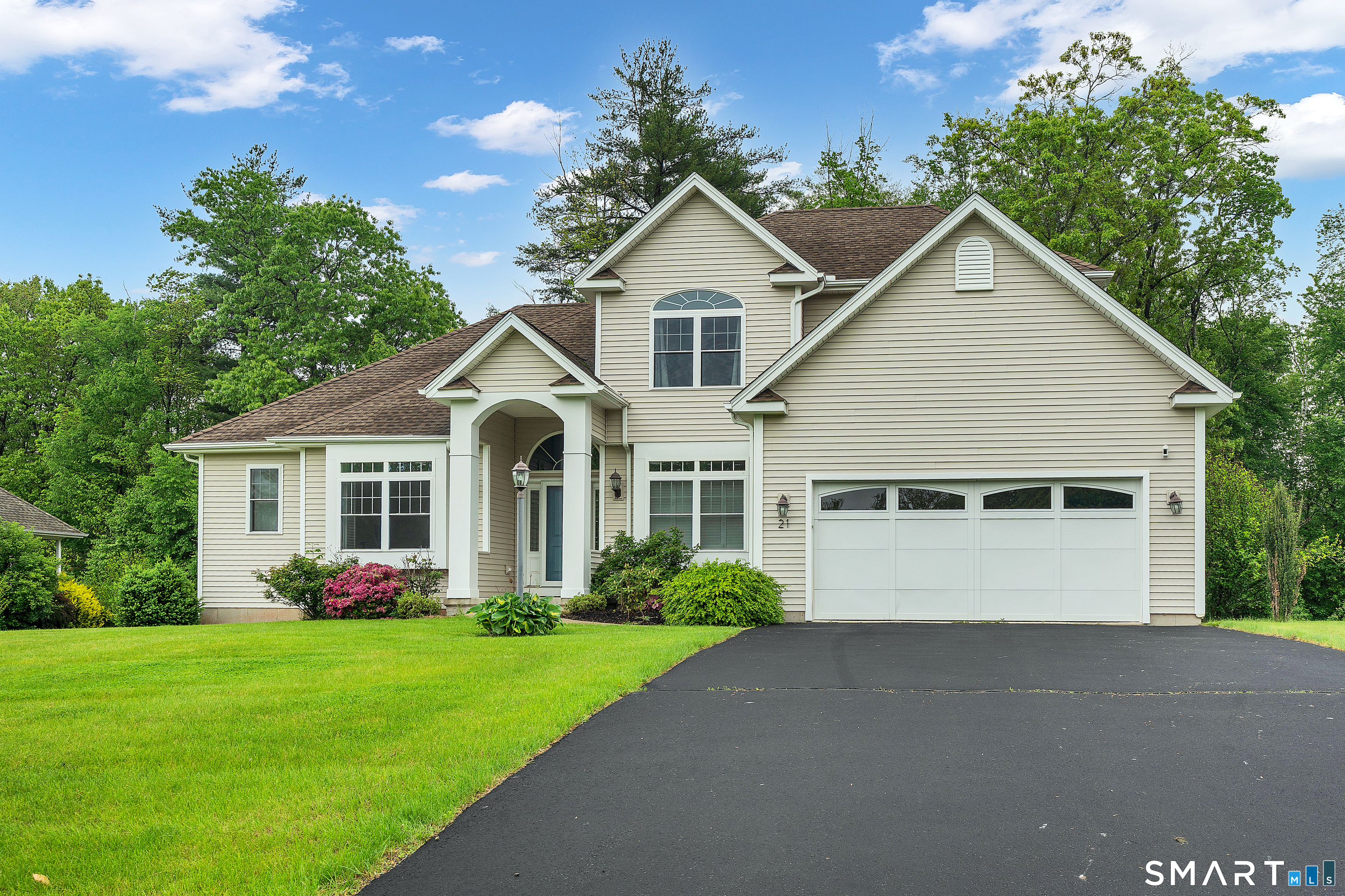 21 Beaudry Lane Bloomfield CT 06002