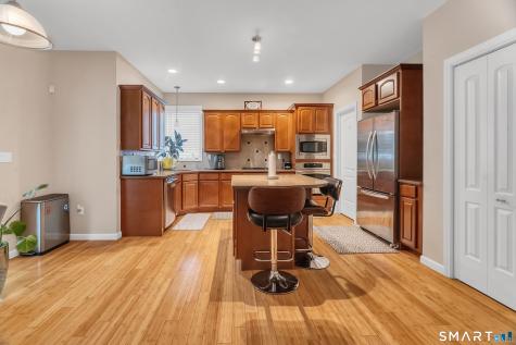 21 Beaudry Lane Bloomfield CT 06002