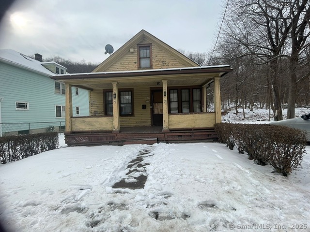 1627 North Main Street Waterbury CT 06704