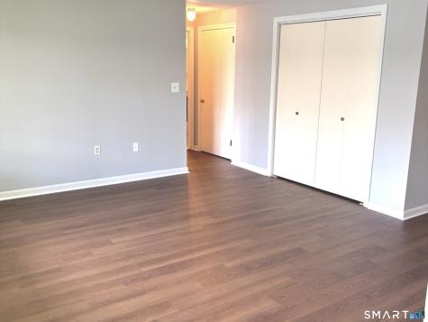 117 Shadow Lane West Hartford CT 06110