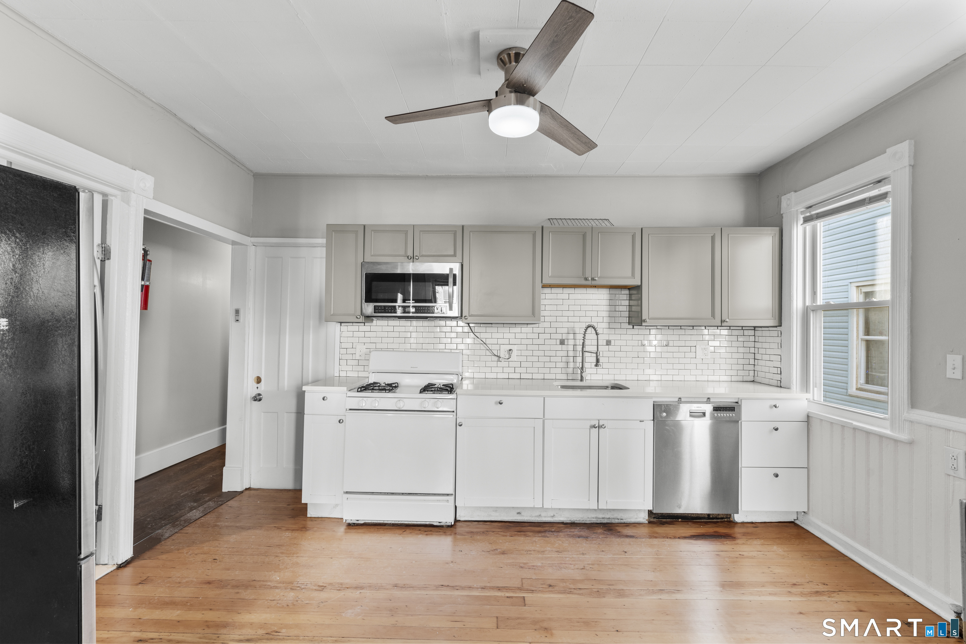 394 Gregory Street Bridgeport CT 06604