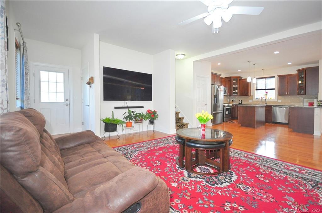 1 Windswept Lane Farmington CT 06085