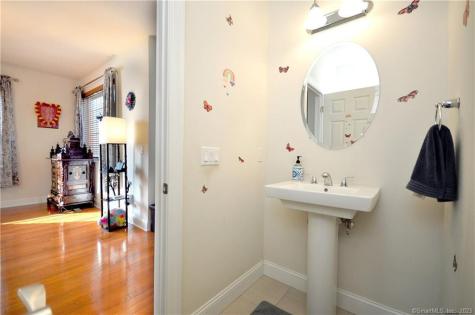 1 Windswept Lane Farmington CT 06085