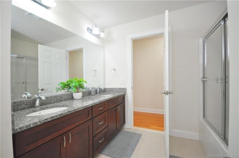 1 Windswept Lane Farmington CT 06085