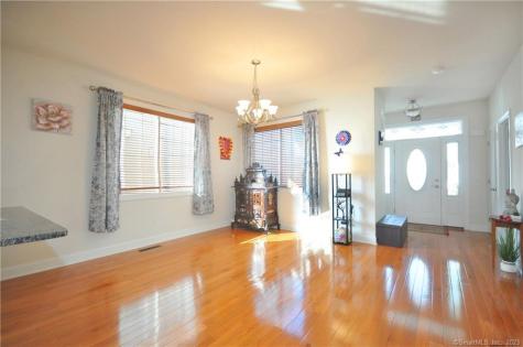 1 Windswept Lane Farmington CT 06085