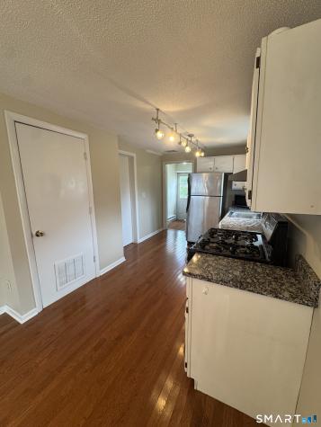 115 Whitfield Street Guilford CT 06437