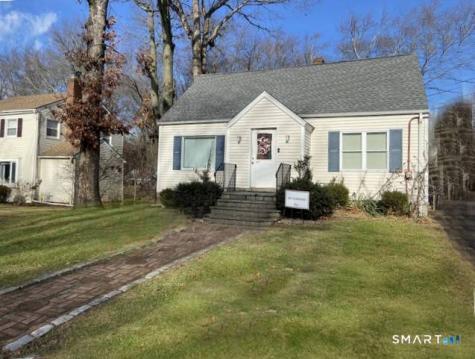 376 Dexter Drive Bridgeport CT 06606