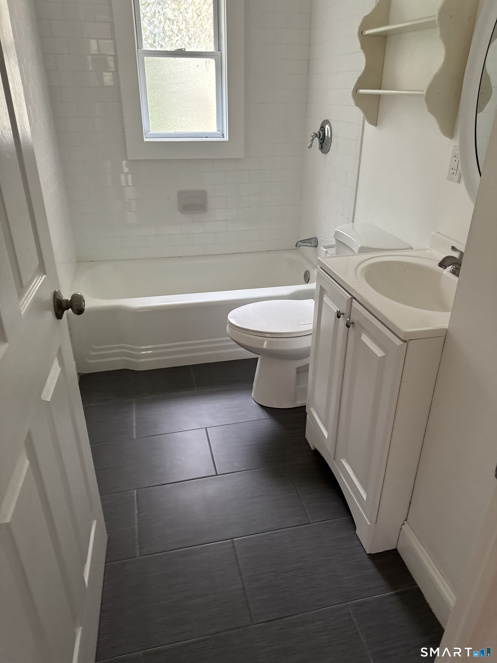 376 Dexter Drive Bridgeport CT 06606