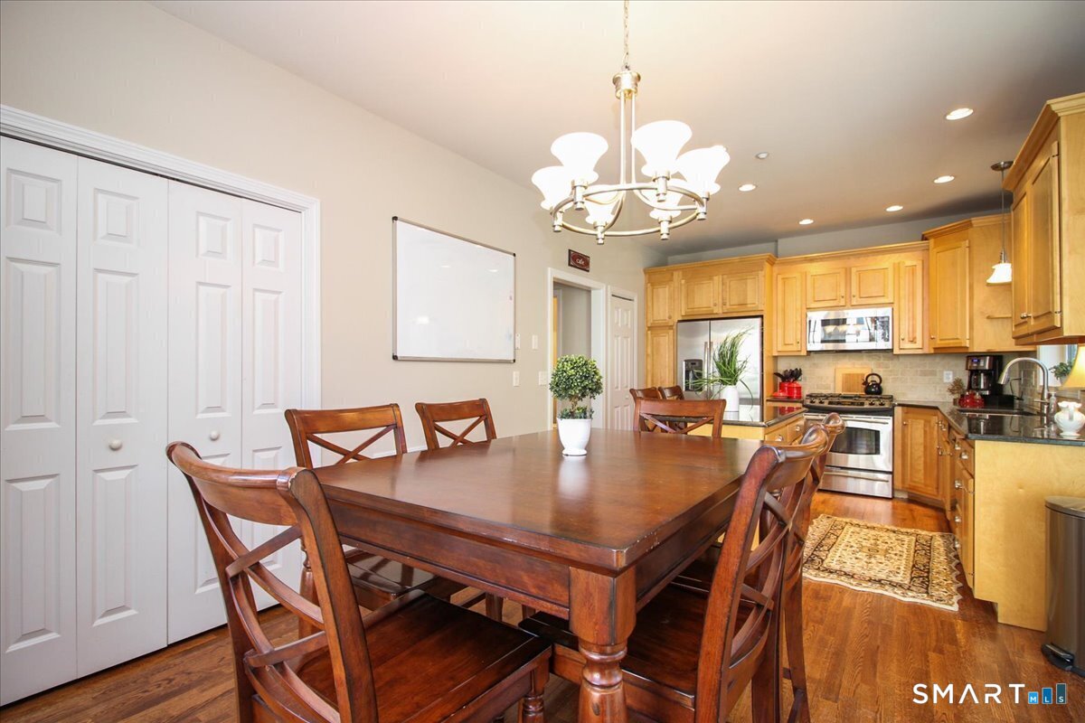 6 Partridge Lane Farmington CT 06032