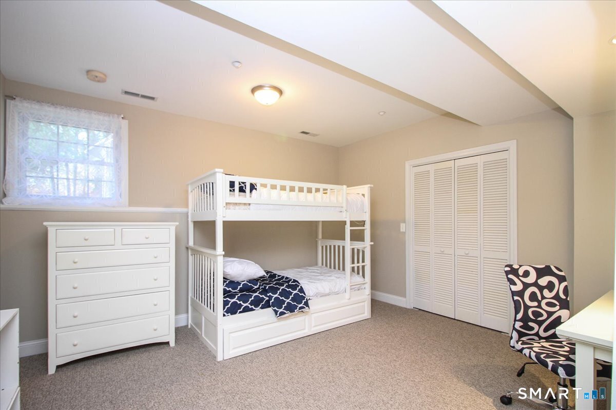 6 Partridge Lane Farmington CT 06032