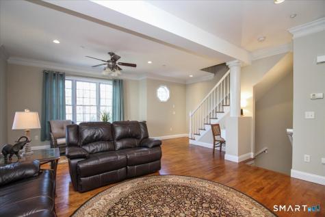 6 Partridge Lane Farmington CT 06032
