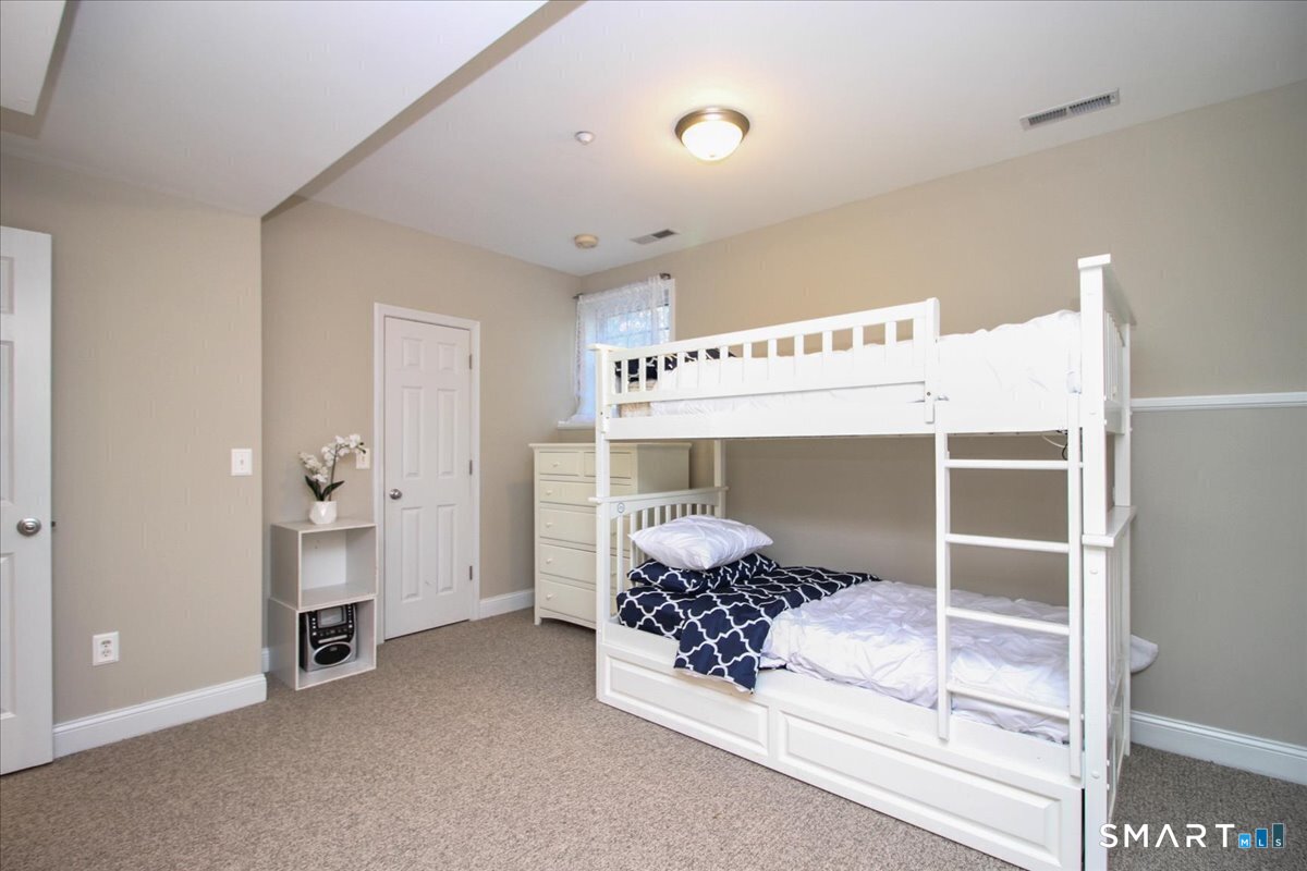6 Partridge Lane Farmington CT 06032