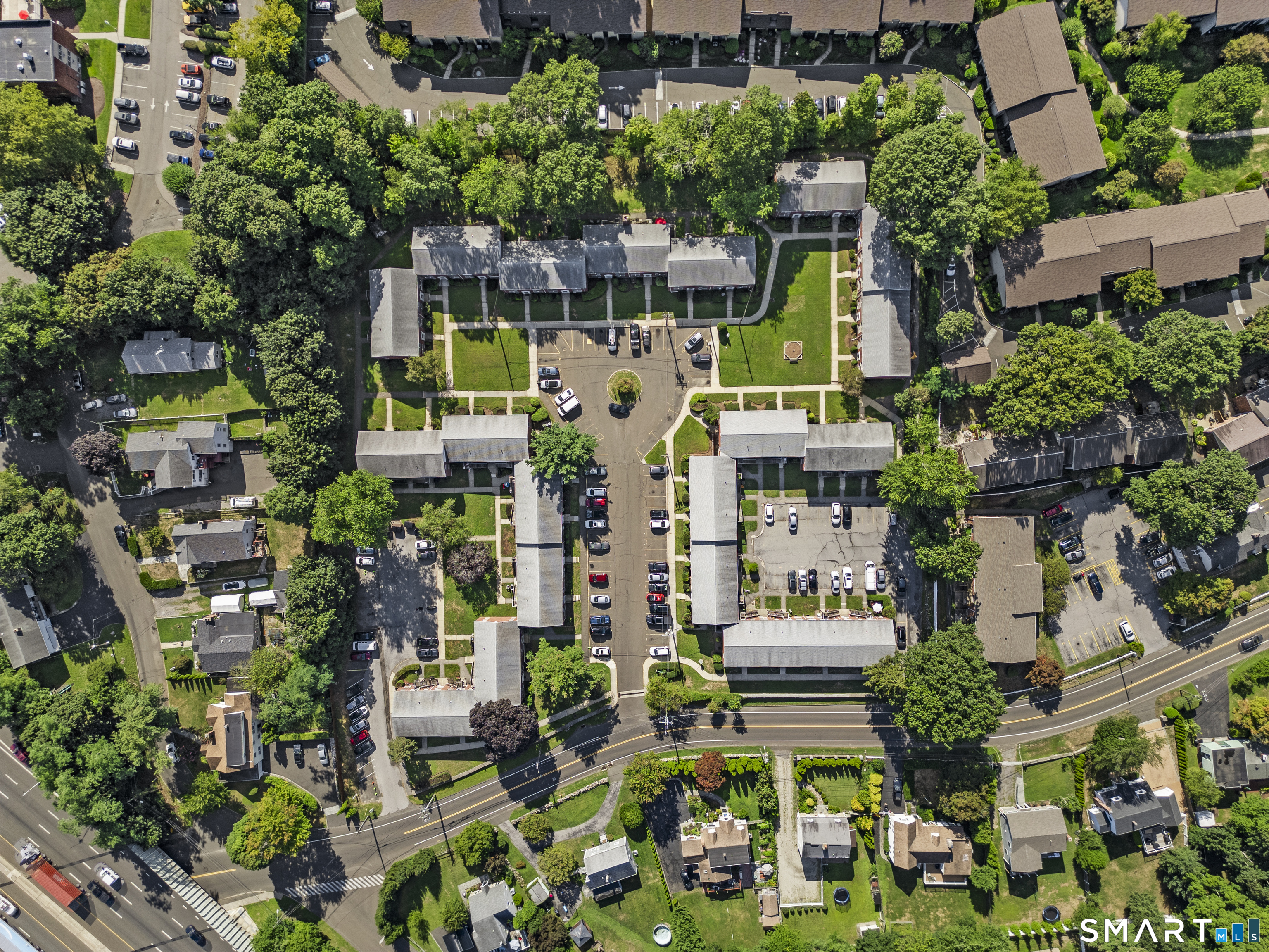 8 Hamilton Court Stamford CT 06902