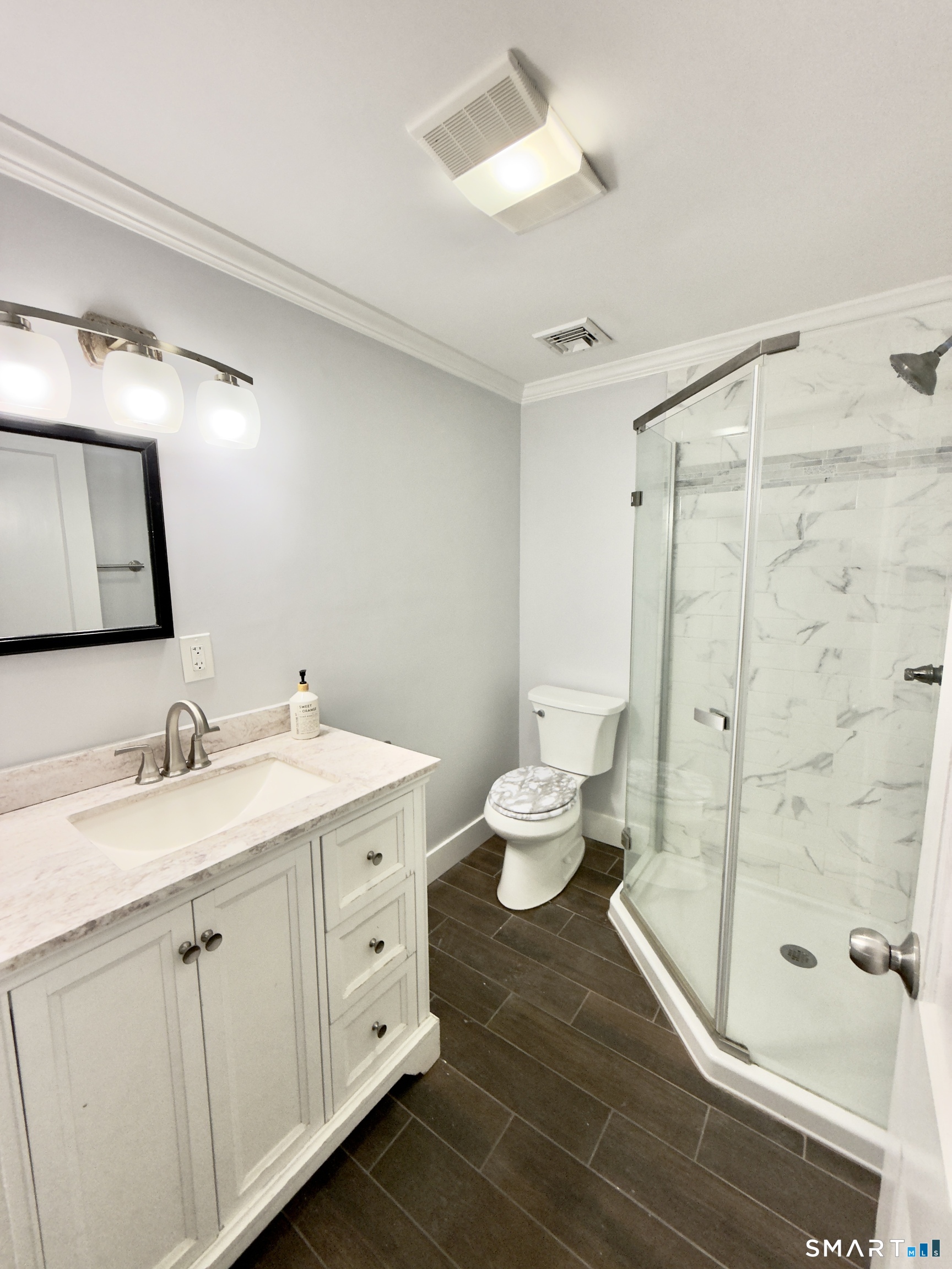 57 Elm Street East Haven CT 06512