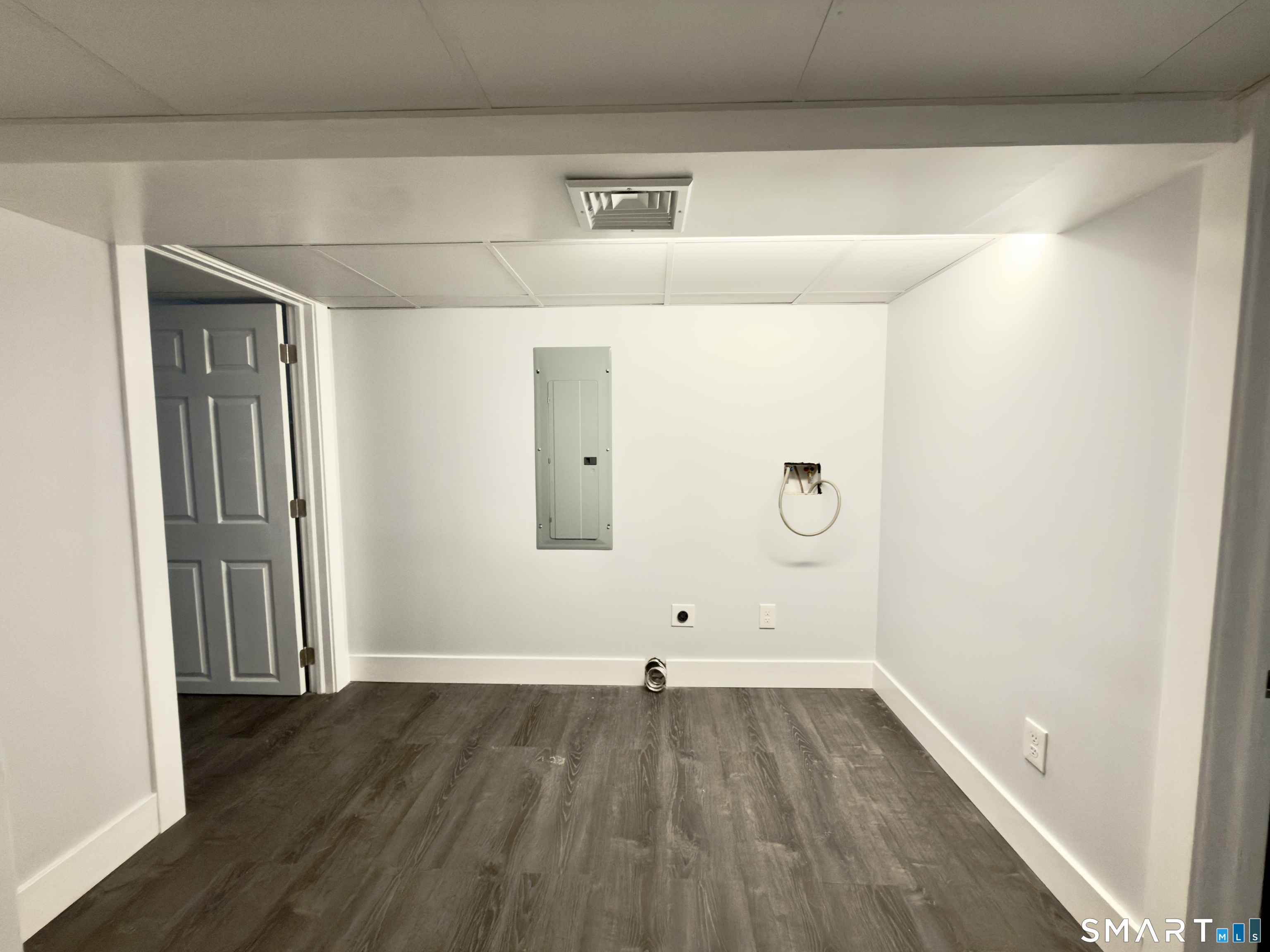 57 Elm Street East Haven CT 06512