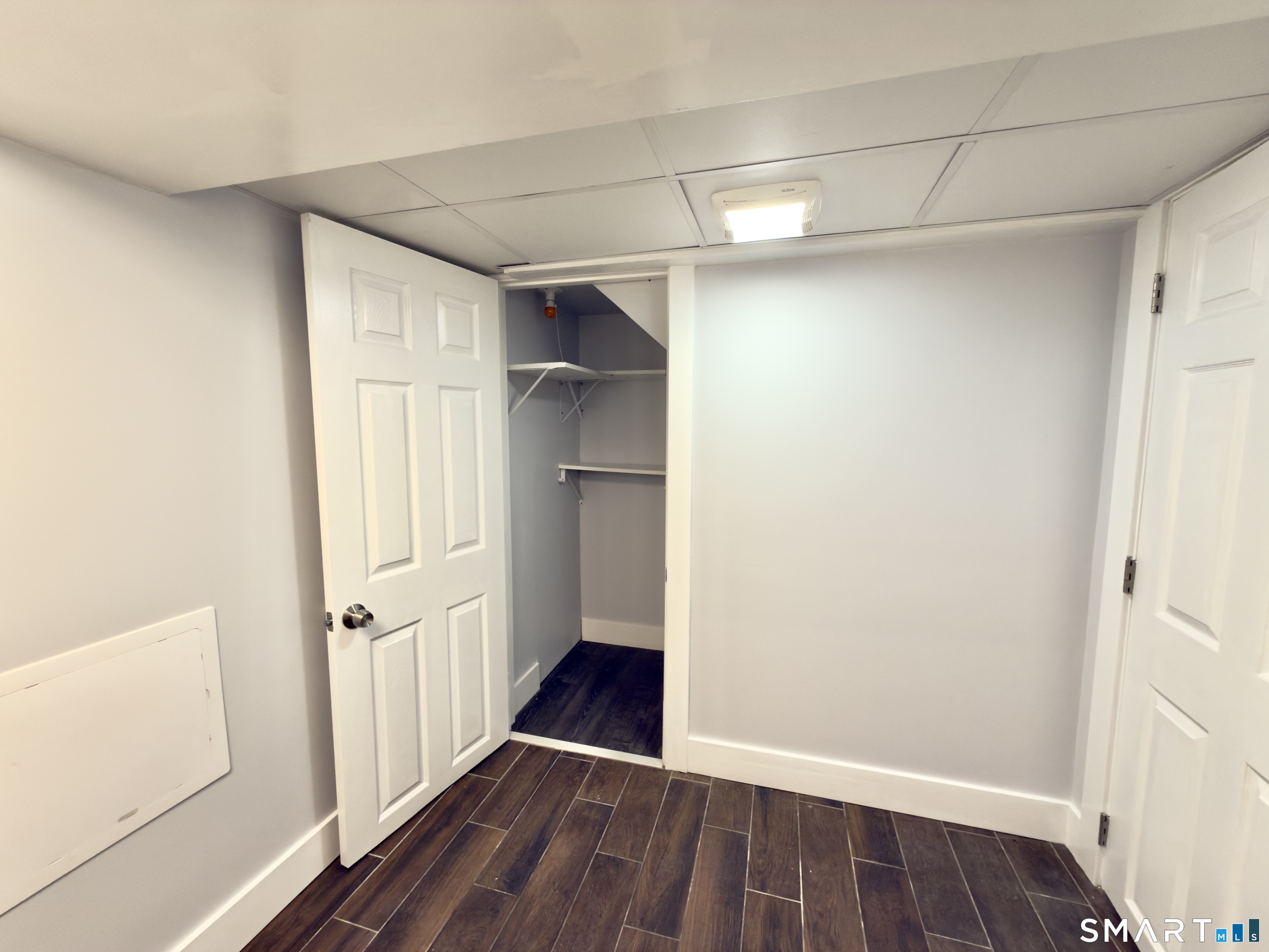 57 Elm Street East Haven CT 06512
