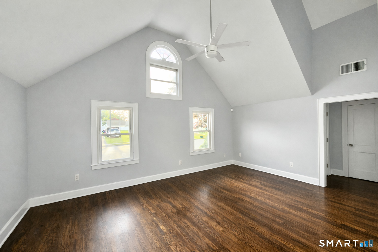 57 Elm Street East Haven CT 06512