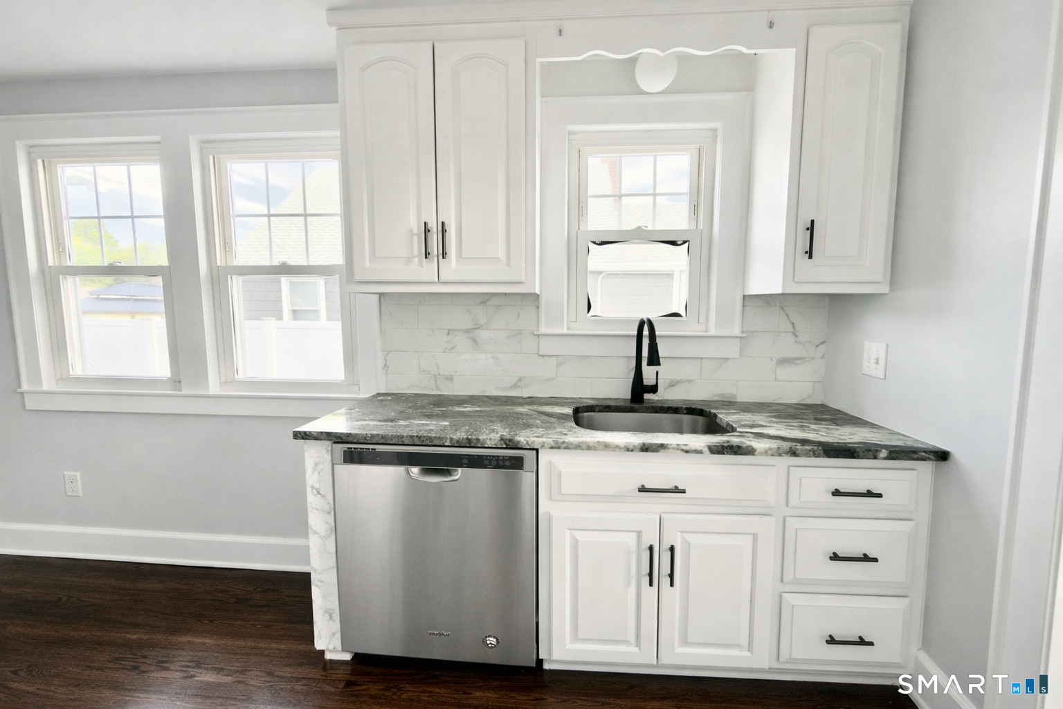 57 Elm Street East Haven CT 06512