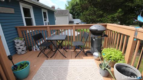 33 Ridgefield Street Meriden CT 06450