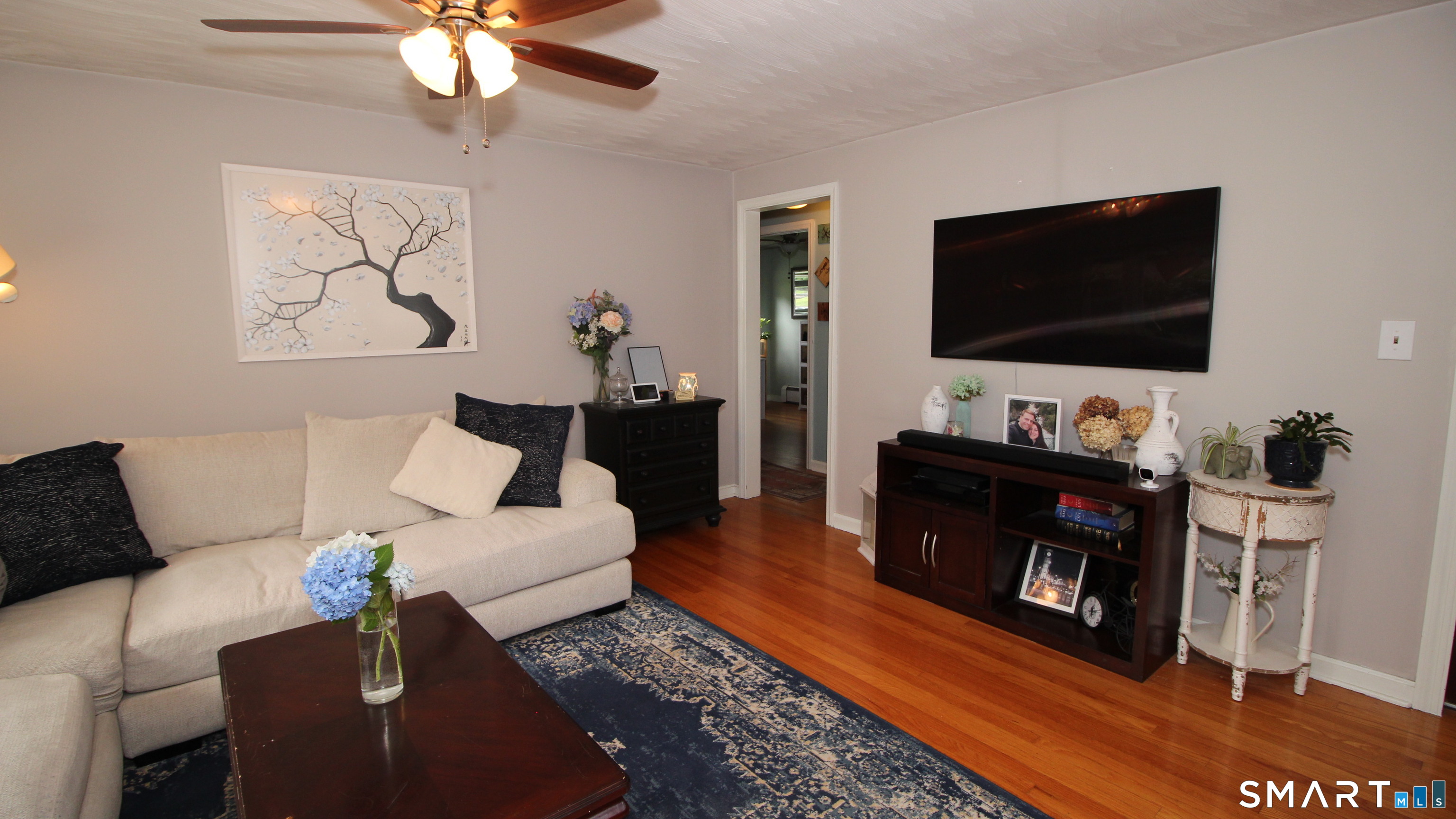 33 Ridgefield Street Meriden CT 06450