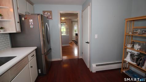 33 Ridgefield Street Meriden CT 06450