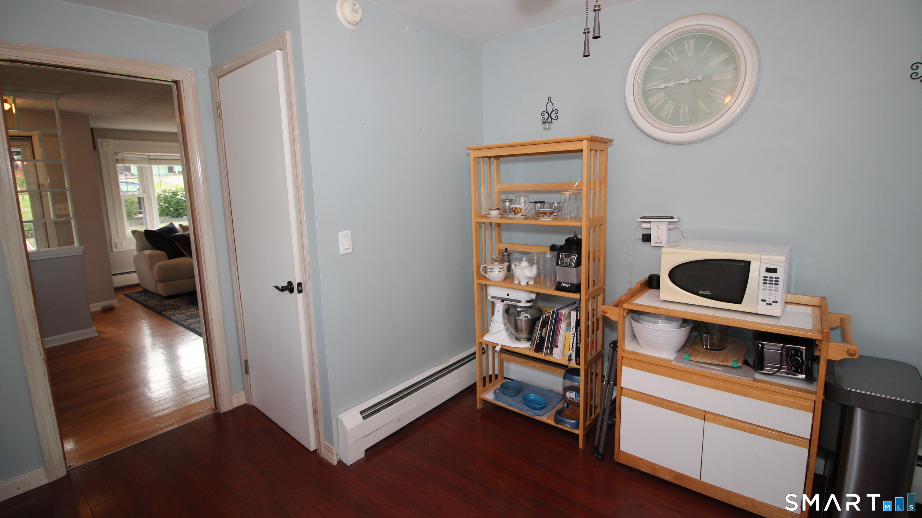 33 Ridgefield Street Meriden CT 06450