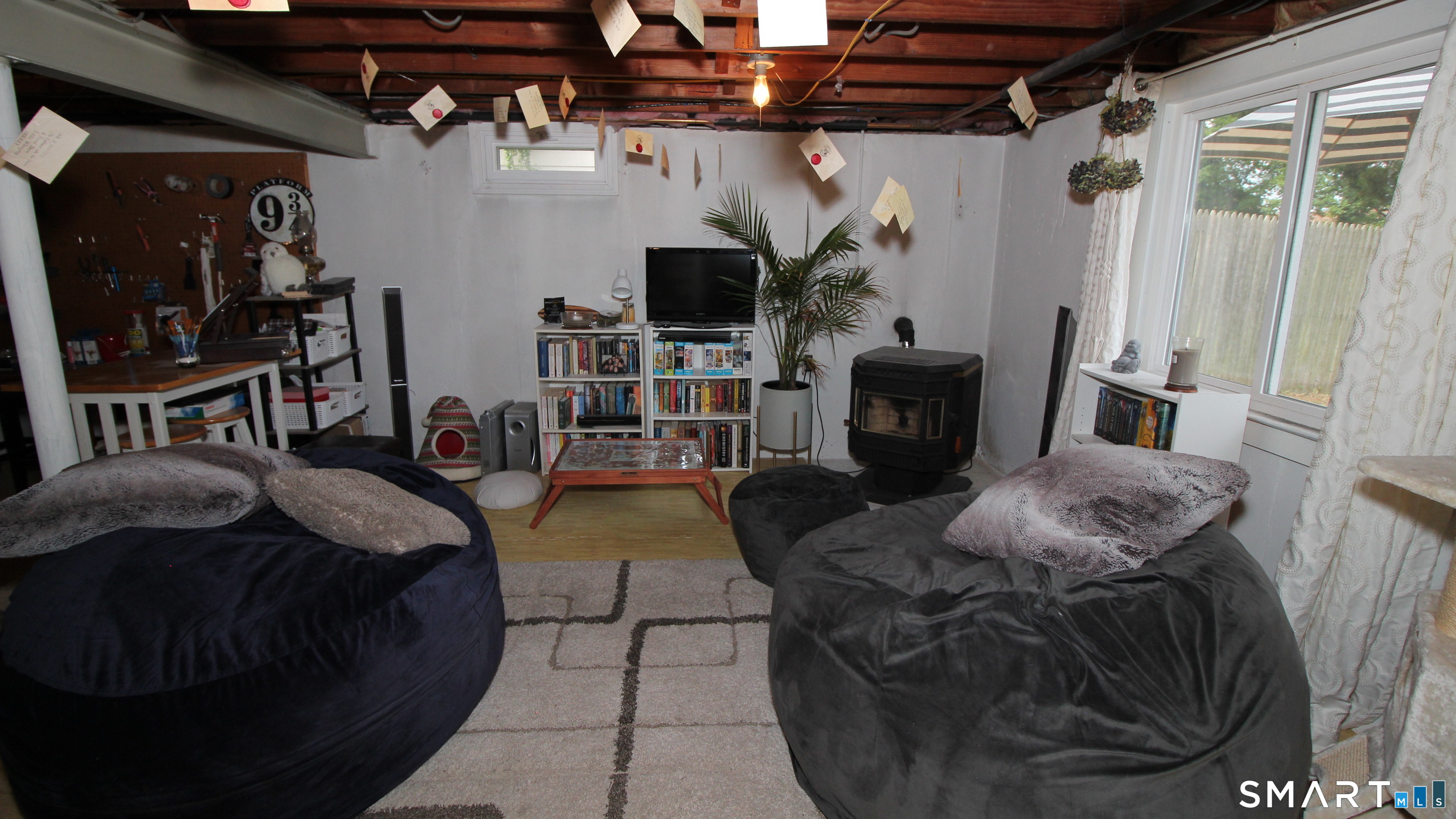 33 Ridgefield Street Meriden CT 06450
