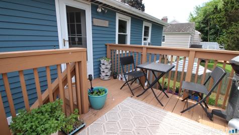 33 Ridgefield Street Meriden CT 06450