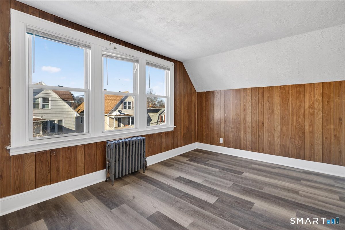 34 Bristol Street West Haven CT 06516