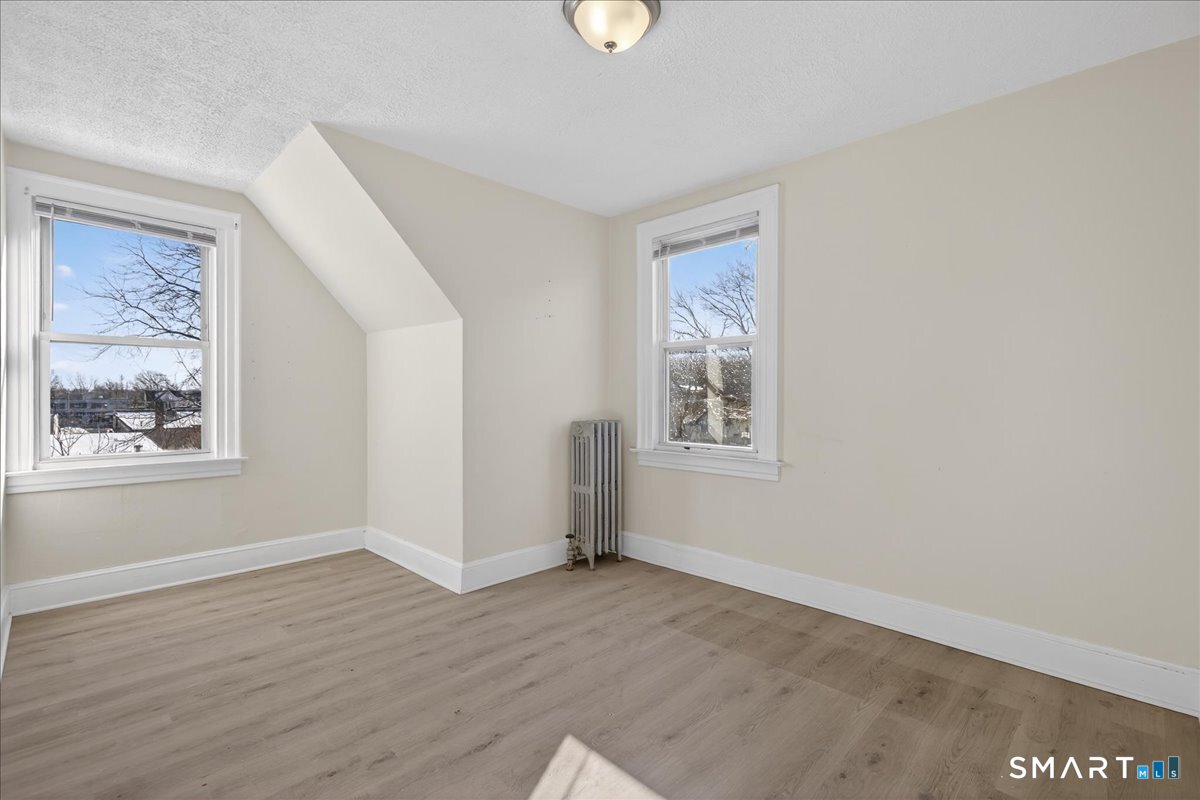 34 Bristol Street West Haven CT 06516