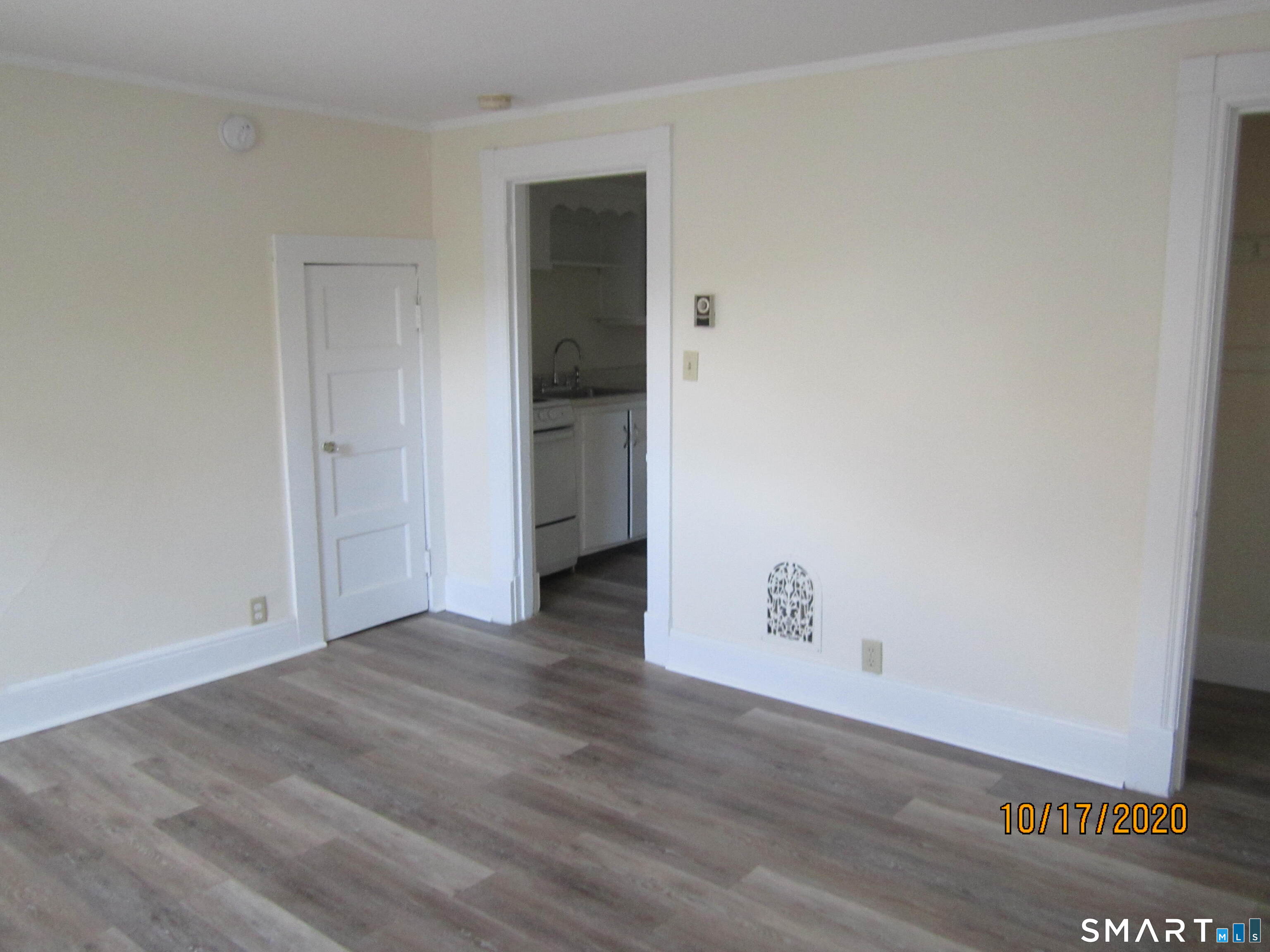 1085 Broad Street Meriden CT 06450