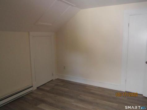 1085 Broad Street Meriden CT 06450