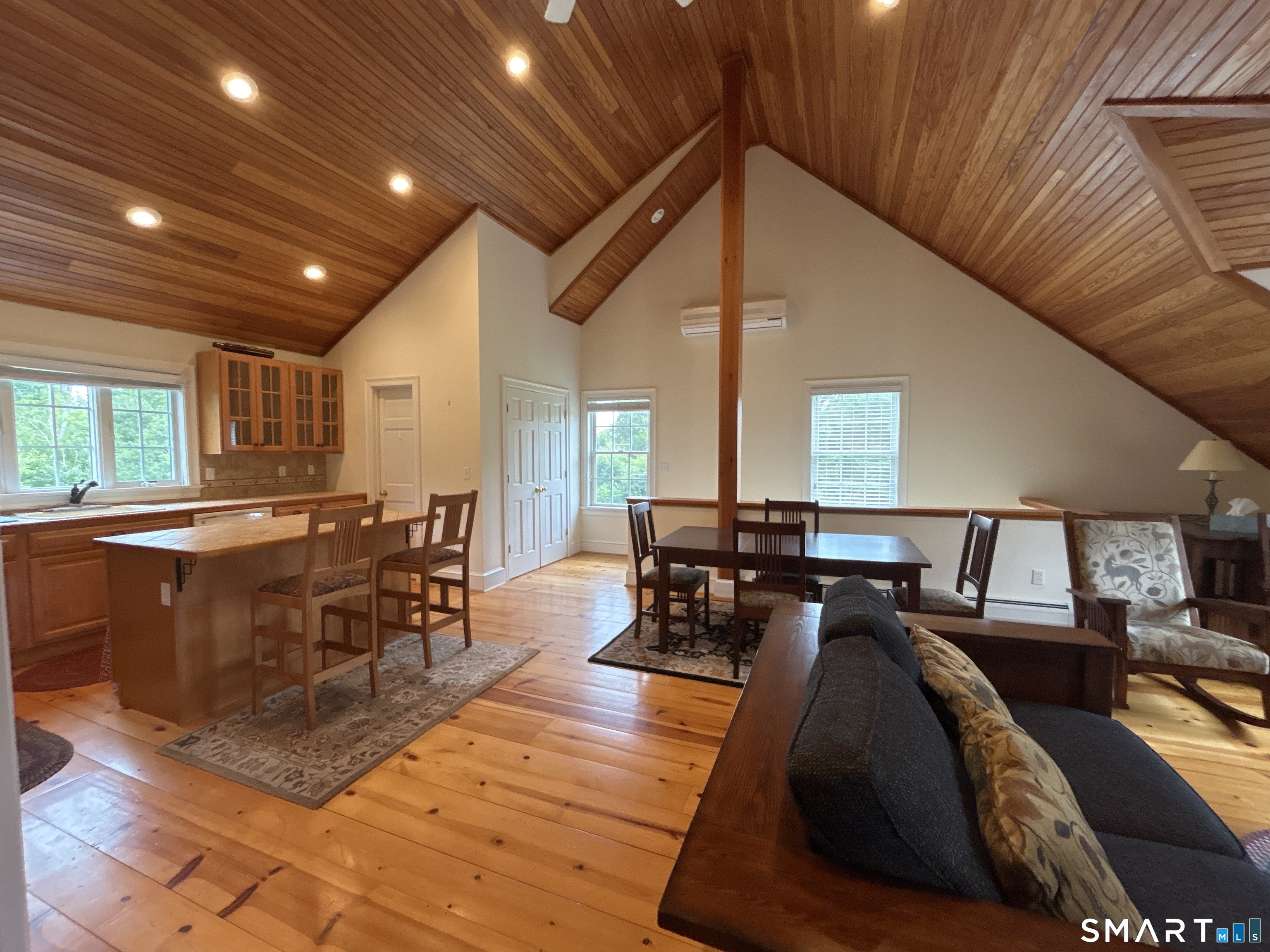 19 Robin Hill Lane Salisbury CT 06039