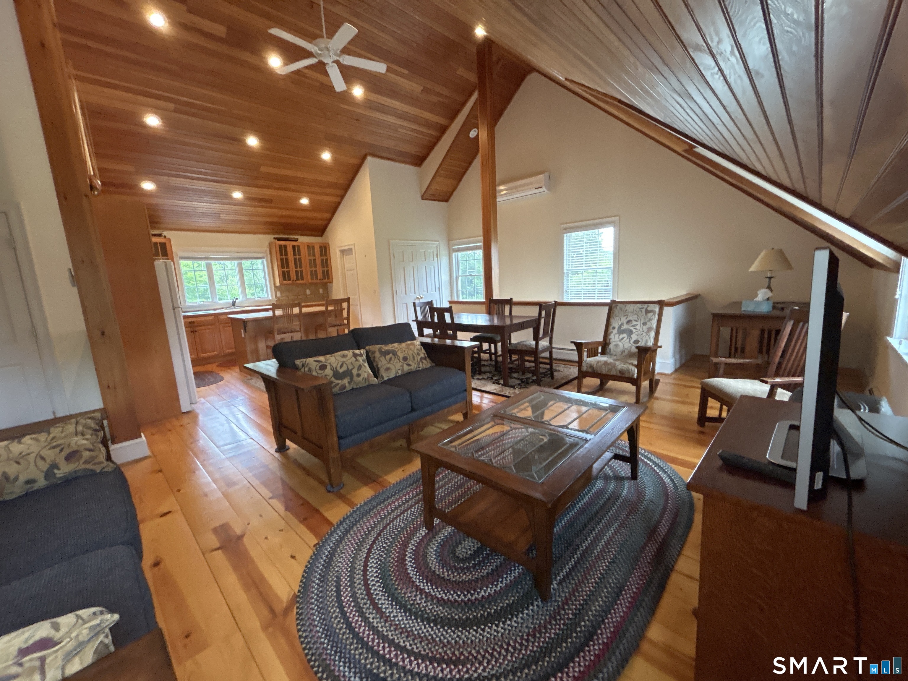 19 Robin Hill Lane Salisbury CT 06039