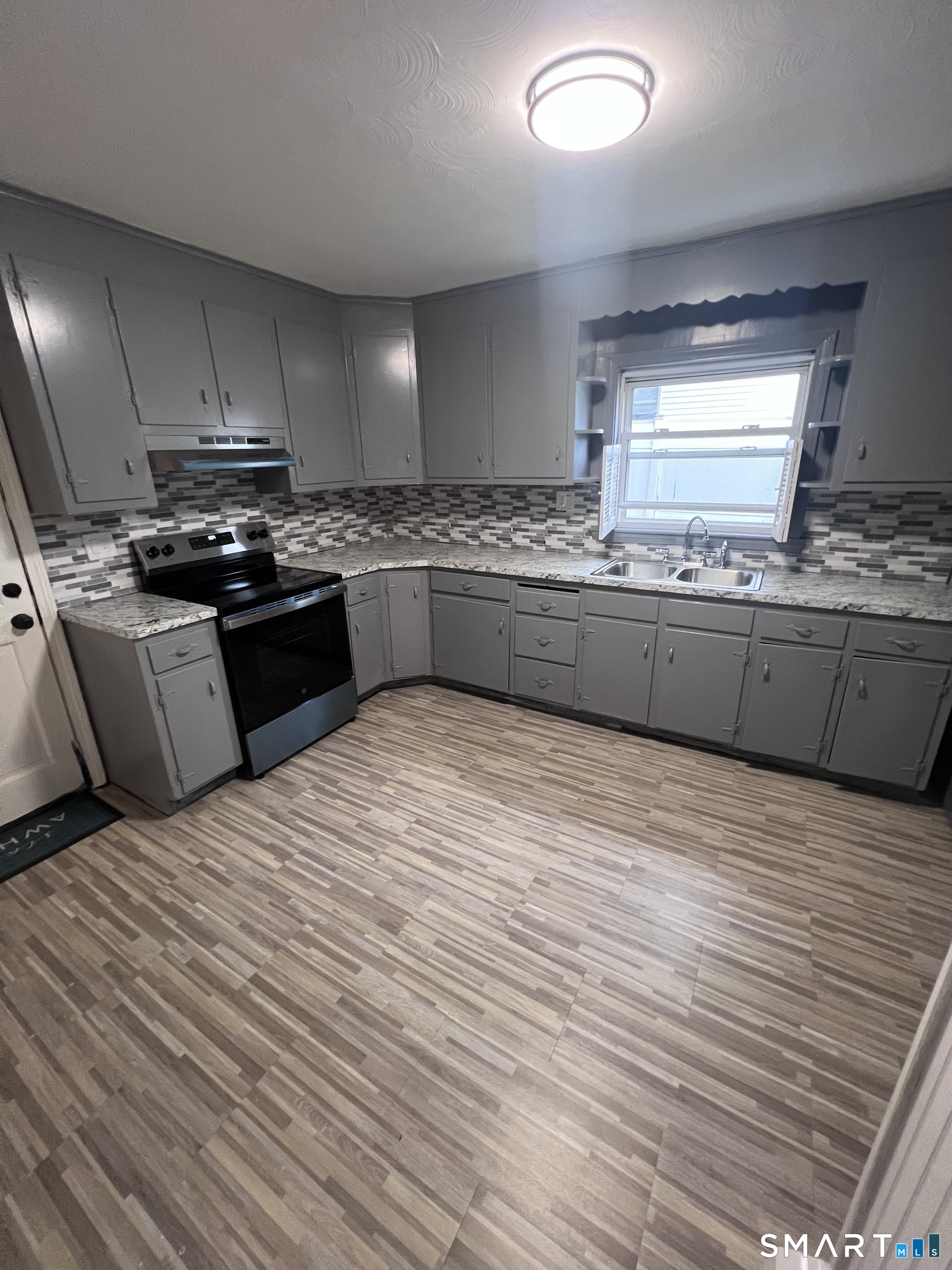 96 Putnam Street Bristol CT 06010