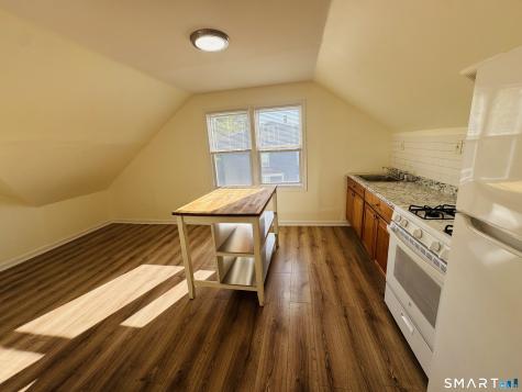 94 Carlisle Street New Haven CT 06519