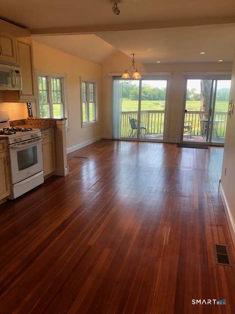53 Linden Avenue Branford CT 06405
