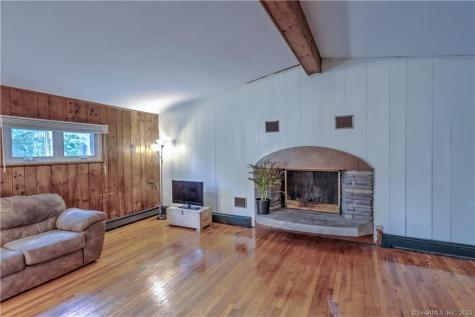 38 Hawleyville Road Newtown CT 06470