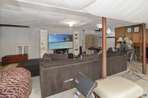 27 River Bend Road Trumbull CT 06611