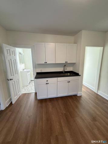 27 Botsford Street Meriden CT 06451