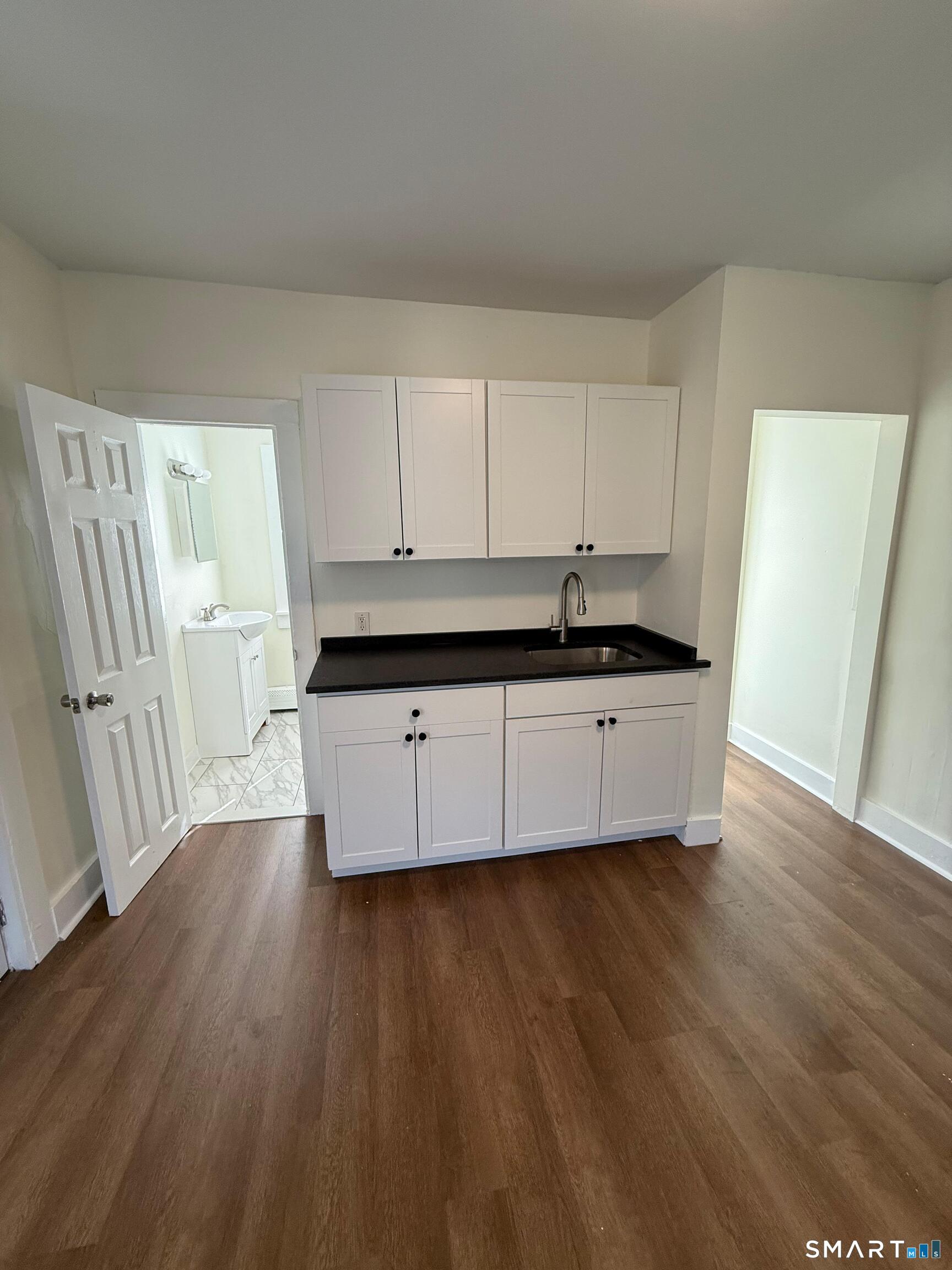27 Botsford Street Meriden CT 06451