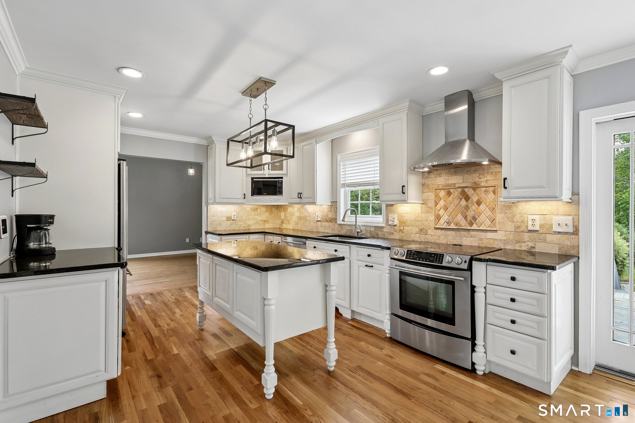 16 Early View Lane New Milford CT 06776