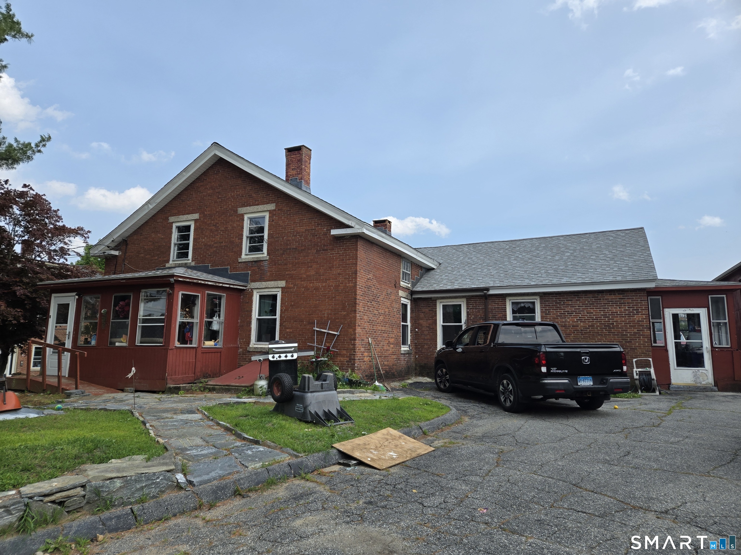 11 Tiffany Street Brooklyn CT 06234