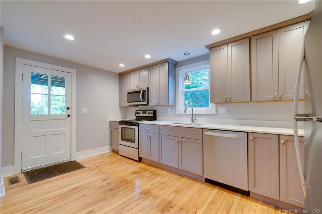 157 River Road Willington CT 06279