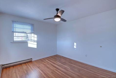 139 Phyllis Drive Naugatuck CT 06770